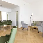 فندق Miramare تْسْغيكفانِتْسا