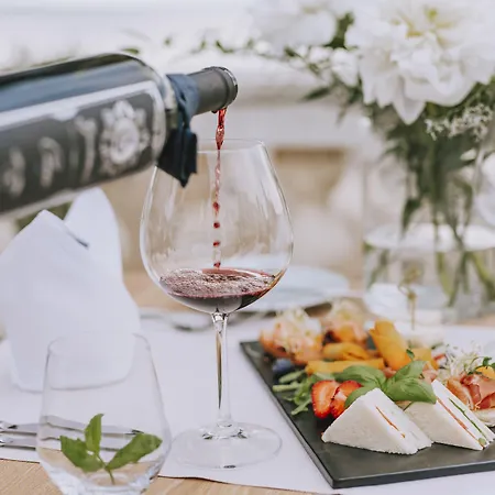 Miramare 5* 茨里克韦尼察