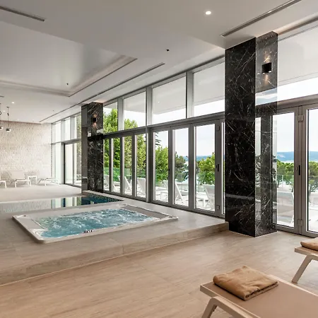 Miramare 茨里克韦尼察